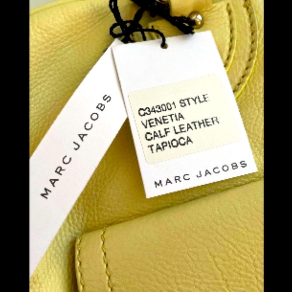 Marc Jacobs Venetia Handbag in Tapioca Yellow - Picture 4 of 12